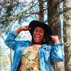 Meet your Posher, Sasha